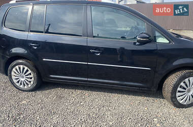 Минивэн Volkswagen Touran 2010 в Луцке