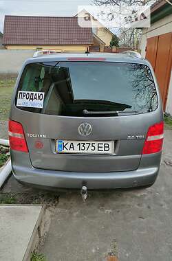 Минивэн Volkswagen Touran 2006 в Киеве