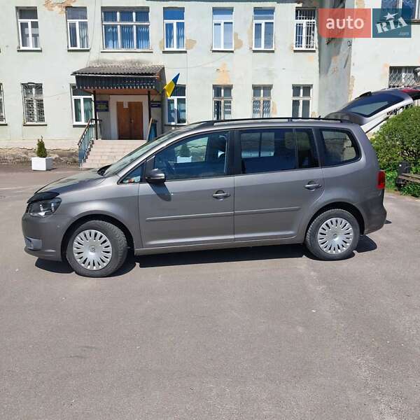 Микровэн Volkswagen Touran 2011 в Дрогобыче