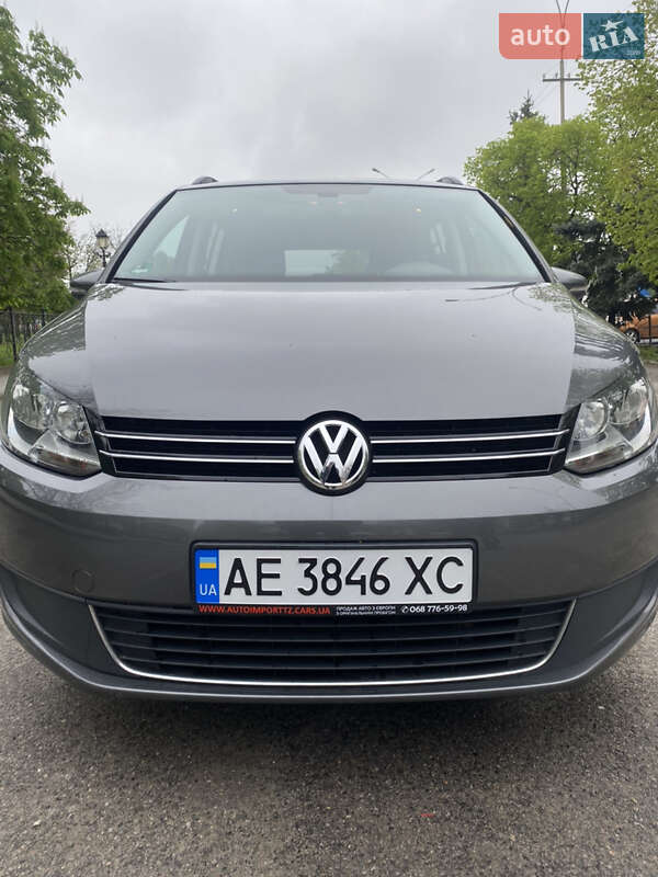 Мікровен Volkswagen Touran 2012 в Дніпрі