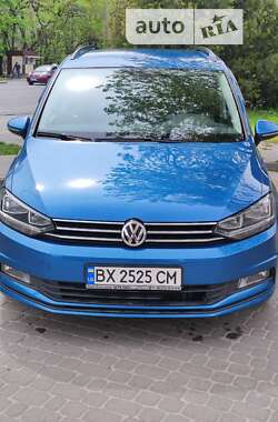 Микровэн Volkswagen Touran 2016 в 