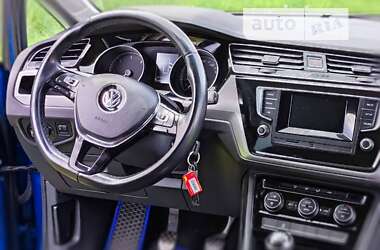 Микровэн Volkswagen Touran 2016 в 