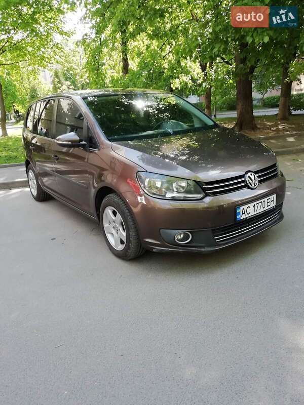 Volkswagen Touran 2012