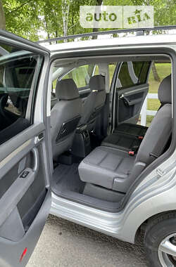 Минивэн Volkswagen Touran 2008 в 