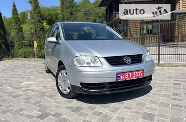 Минивэн Volkswagen Touran 2005 в Харькове