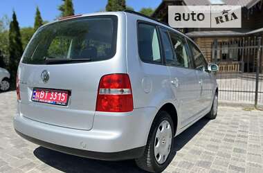 Минивэн Volkswagen Touran 2005 в 
