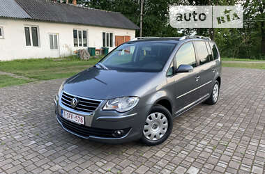 Минивэн Volkswagen Touran 2008 в Коломые
