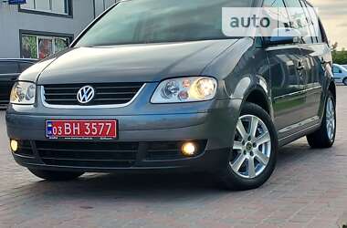 Мінівен Volkswagen Touran 2004 в Сарнах