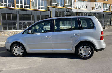Минивэн Volkswagen Touran 2003 в 