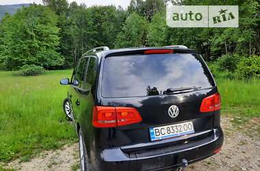 Микровэн Volkswagen Touran 2014 в Киеве