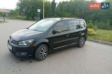 Микровэн Volkswagen Touran 2011 в 