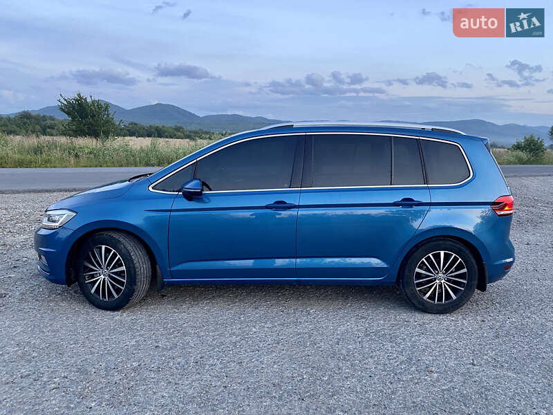 Мікровен Volkswagen Touran 2015 в Івано-Франківську