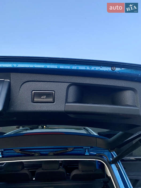 Мікровен Volkswagen Touran 2015 в Івано-Франківську