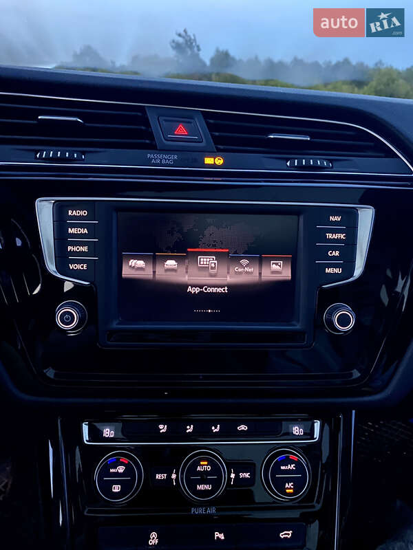 Мікровен Volkswagen Touran 2015 в Івано-Франківську