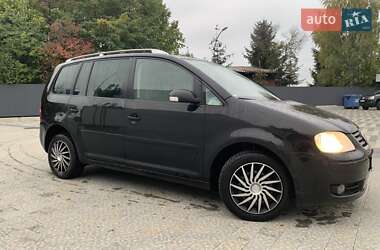 Минивэн Volkswagen Touran 2004 в Ужгороде