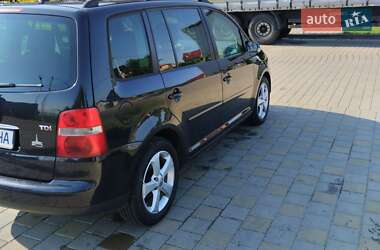 Минивэн Volkswagen Touran 2003 в Виноградове