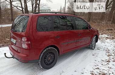 Минивэн Volkswagen Touran 2007 в Смеле