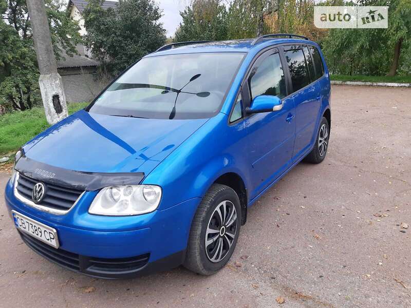 Мінівен Volkswagen Touran 2006 в Чернігові