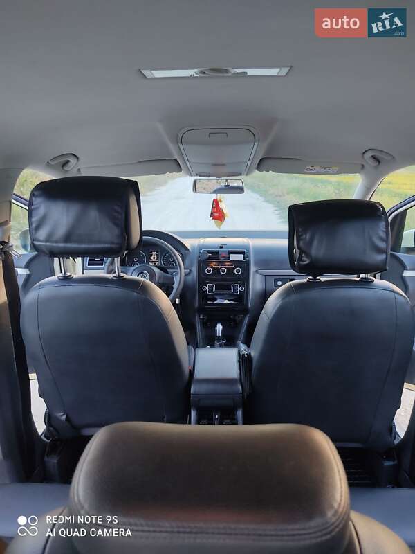 Мікровен Volkswagen Touran 2015 в Збаражі