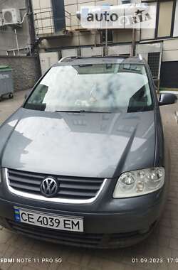 Мінівен Volkswagen Touran 2005 в Чернівцях