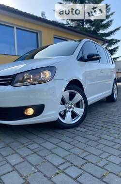 Мікровен Volkswagen Touran 2013 в 