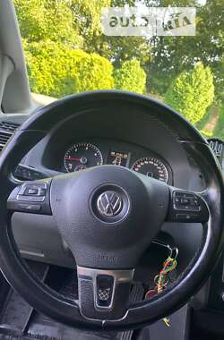 Мікровен Volkswagen Touran 2013 в 