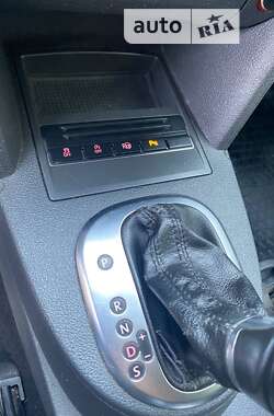 Мікровен Volkswagen Touran 2013 в 