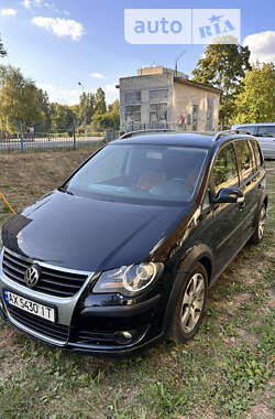 Минивэн Volkswagen Touran 2007 в Лозовой