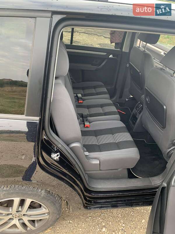 Минивэн Volkswagen Touran 2009 в Тернополе