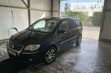 Минивэн Volkswagen Touran 2009 в Тернополе