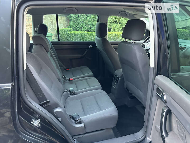 Мінівен Volkswagen Touran 2005 в Хмельницькому