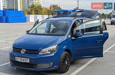 Микровэн Volkswagen Touran 2011 в Ивано-Франковске