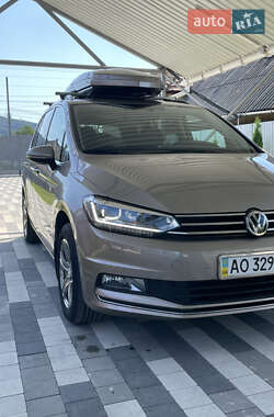 Микровэн Volkswagen Touran 2015 в 