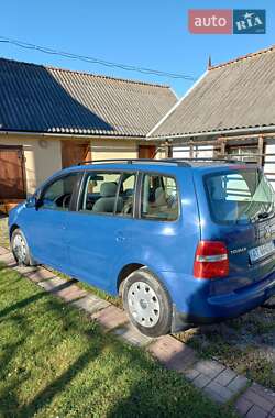 Минивэн Volkswagen Touran 2004 в Коломые