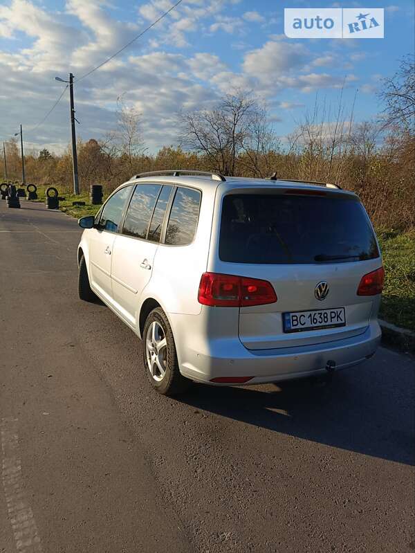 Микровэн Volkswagen Touran 2011 в Львове фото 7 Микровэн Volkswagen Touran 2011 в Львове