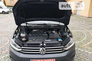 Микровэн Volkswagen Touran 2018 в Луцке