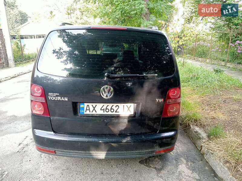 Минивэн Volkswagen Touran 2007 в Харькове