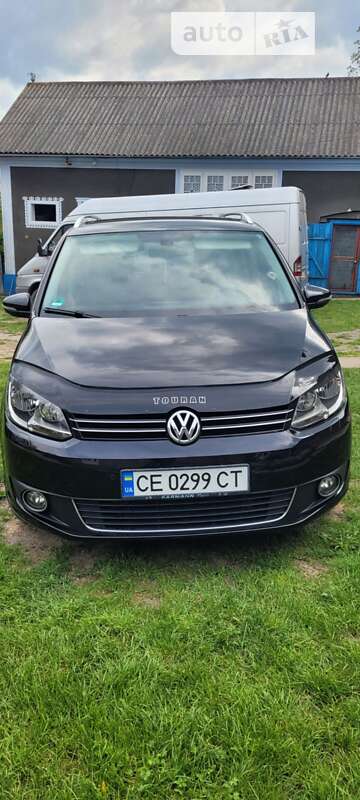 Микровэн Volkswagen Touran 2014 в Черновцах