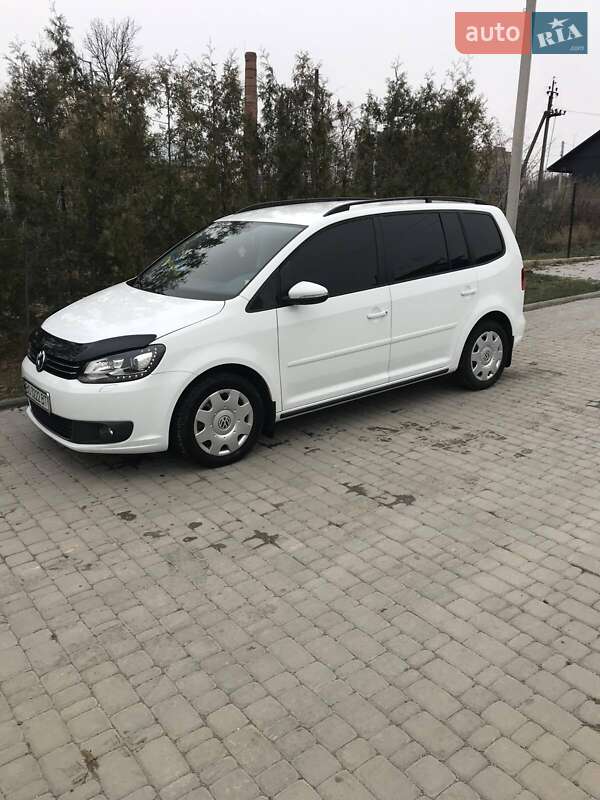 Volkswagen Touran 2014
