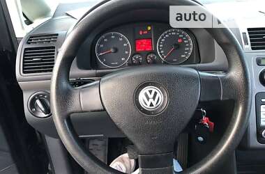 Мінівен Volkswagen Touran 2006 в 