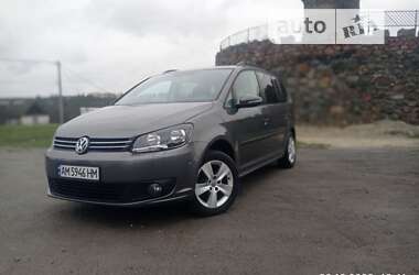 Мінівен Volkswagen Touran 2010 в Звягелі