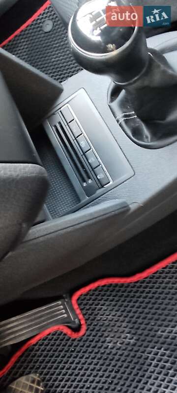 Микровэн Volkswagen Touran 2014 в Каменец-Подольском