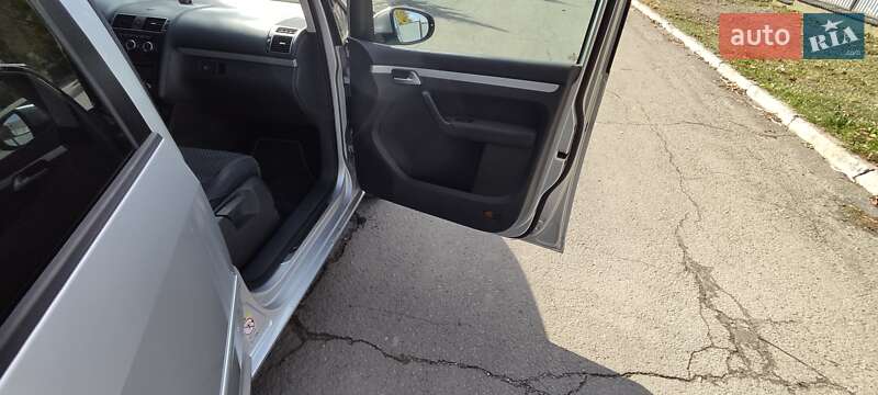 Микровэн Volkswagen Touran 2014 в Каменец-Подольском