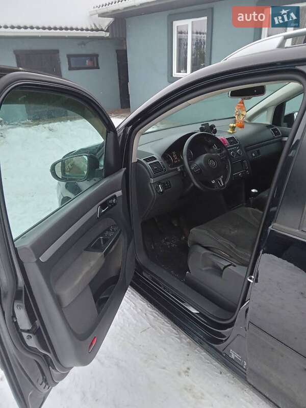 Микровэн Volkswagen Touran 2013 в Камне-Каширском фото 7 Микровэн Volkswagen Touran 2013 в Камне-Каширском
