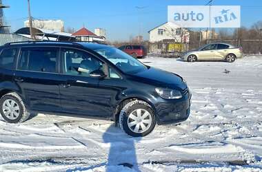 Микровэн Volkswagen Touran 2011 в Киеве