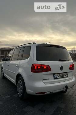 Мікровен Volkswagen Touran 2012 в Кам'янець-Подільському