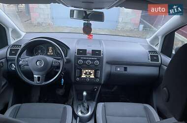 Микровэн Volkswagen Touran 2014 в Сарнах