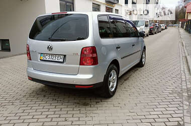 Мінівен Volkswagen Touran 2009 в Львові