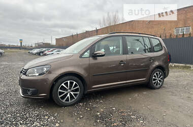 Мікровен Volkswagen Touran 2014 в Нововолинську