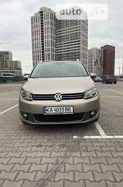 Микровэн Volkswagen Touran 2013 в Киеве